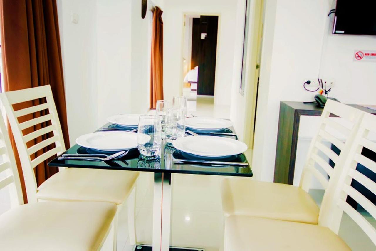 Aparthotel Family 3*