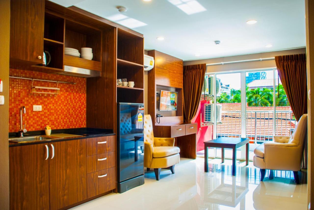 Aparthotel Family 3*